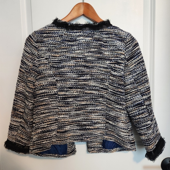 I.N.C Navy Tweed Blazer with Lace Trim Size Small - Picture 2 of 7